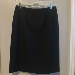 Black lined skirt.